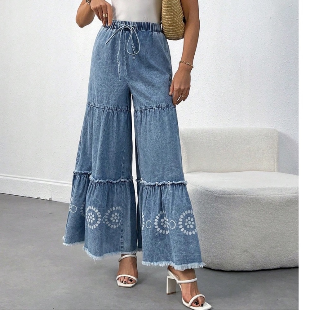 Boho Light Wash Stretchy Waist Floral Print Wide Leg Denim Pants 26 27 28